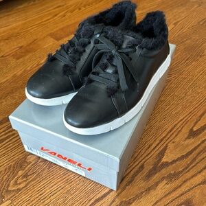 Vaneli Sport Quieto Sneaker